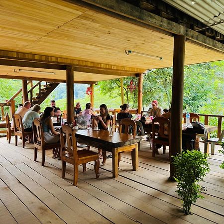Nong Khiaw Ing Ing Mountain View Bed & Breakfast Bagian luar foto