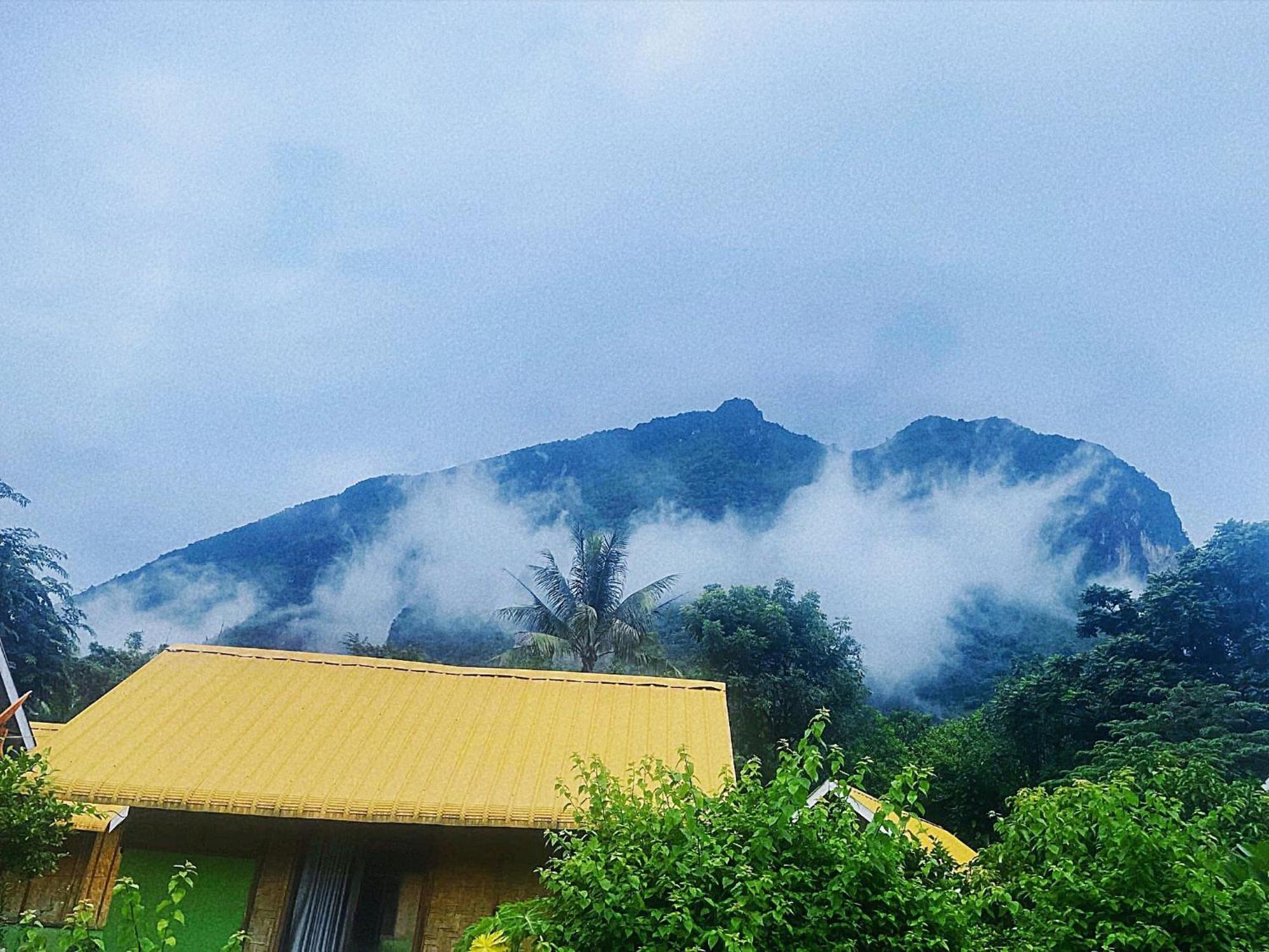 Nong Khiaw Ing Ing Mountain View Bed & Breakfast Bagian luar foto