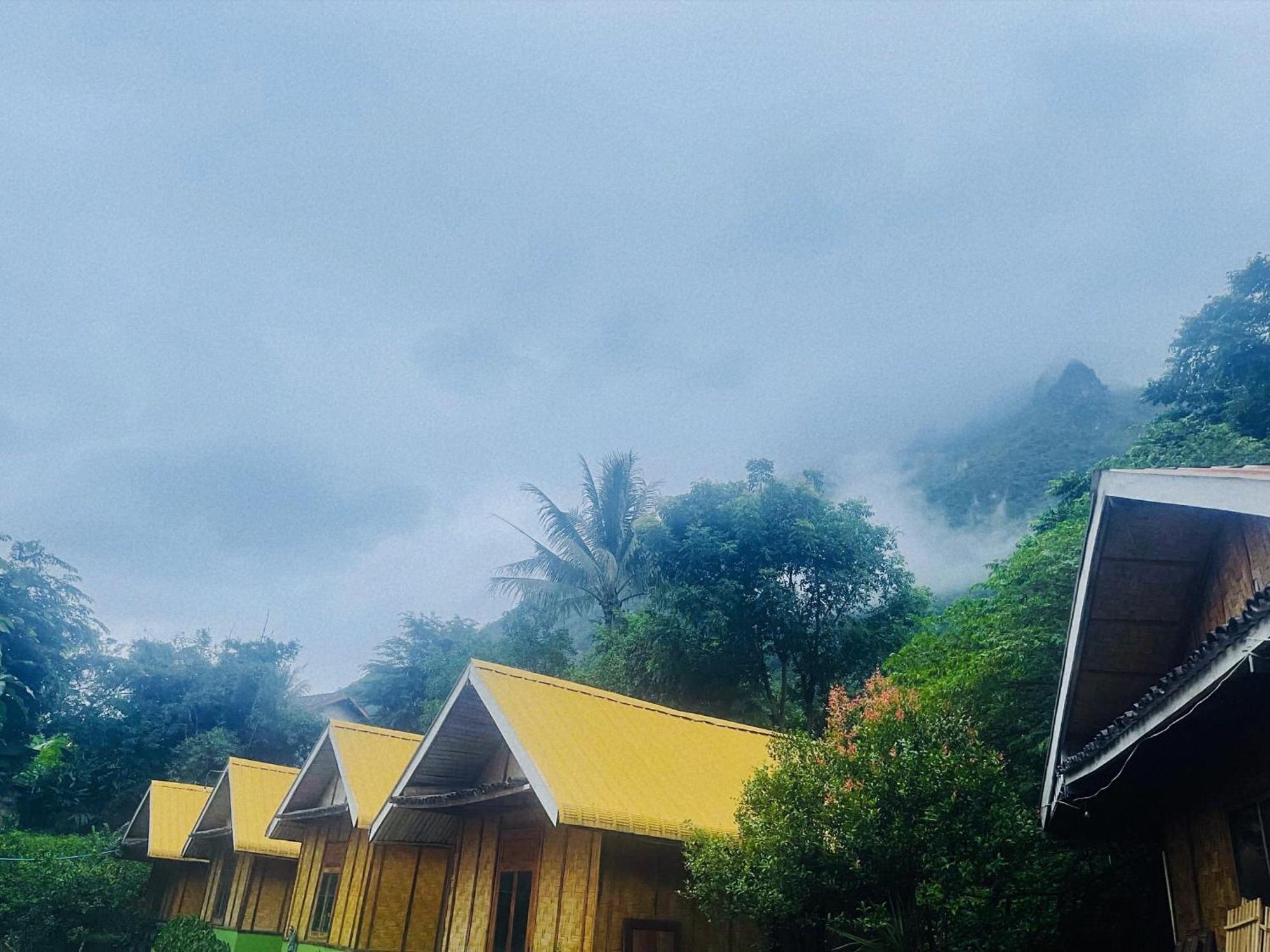 Nong Khiaw Ing Ing Mountain View Bed & Breakfast Bagian luar foto