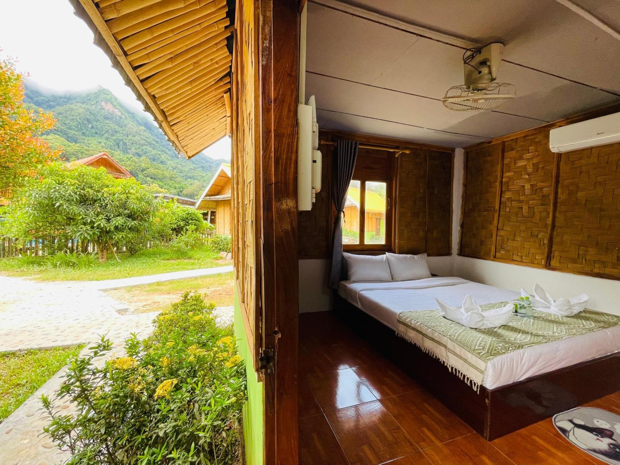 Nong Khiaw Ing Ing Mountain View Bed & Breakfast Bagian luar foto