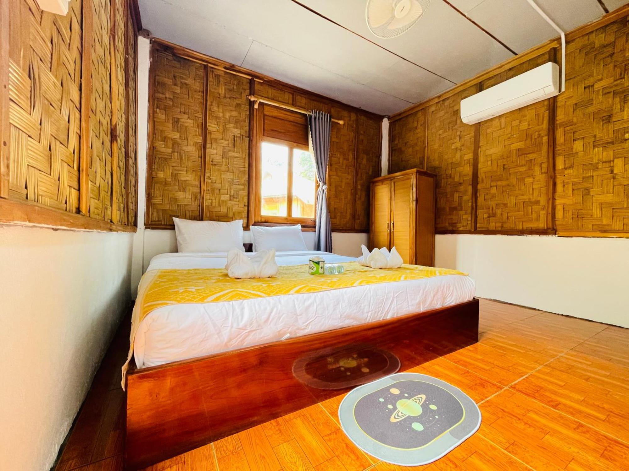 Nong Khiaw Ing Ing Mountain View Bed & Breakfast Bagian luar foto