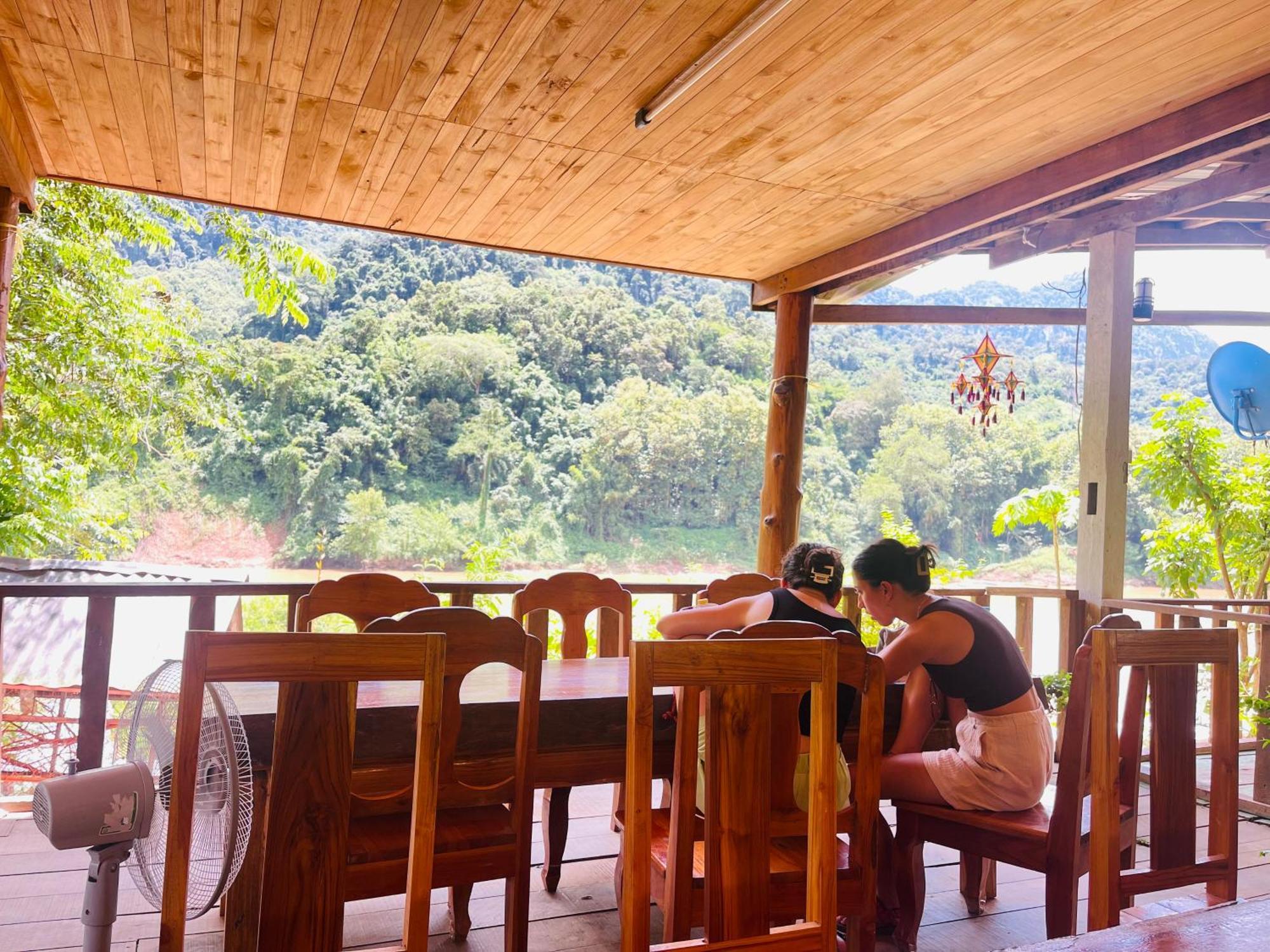 Nong Khiaw Ing Ing Mountain View Bed & Breakfast Bagian luar foto