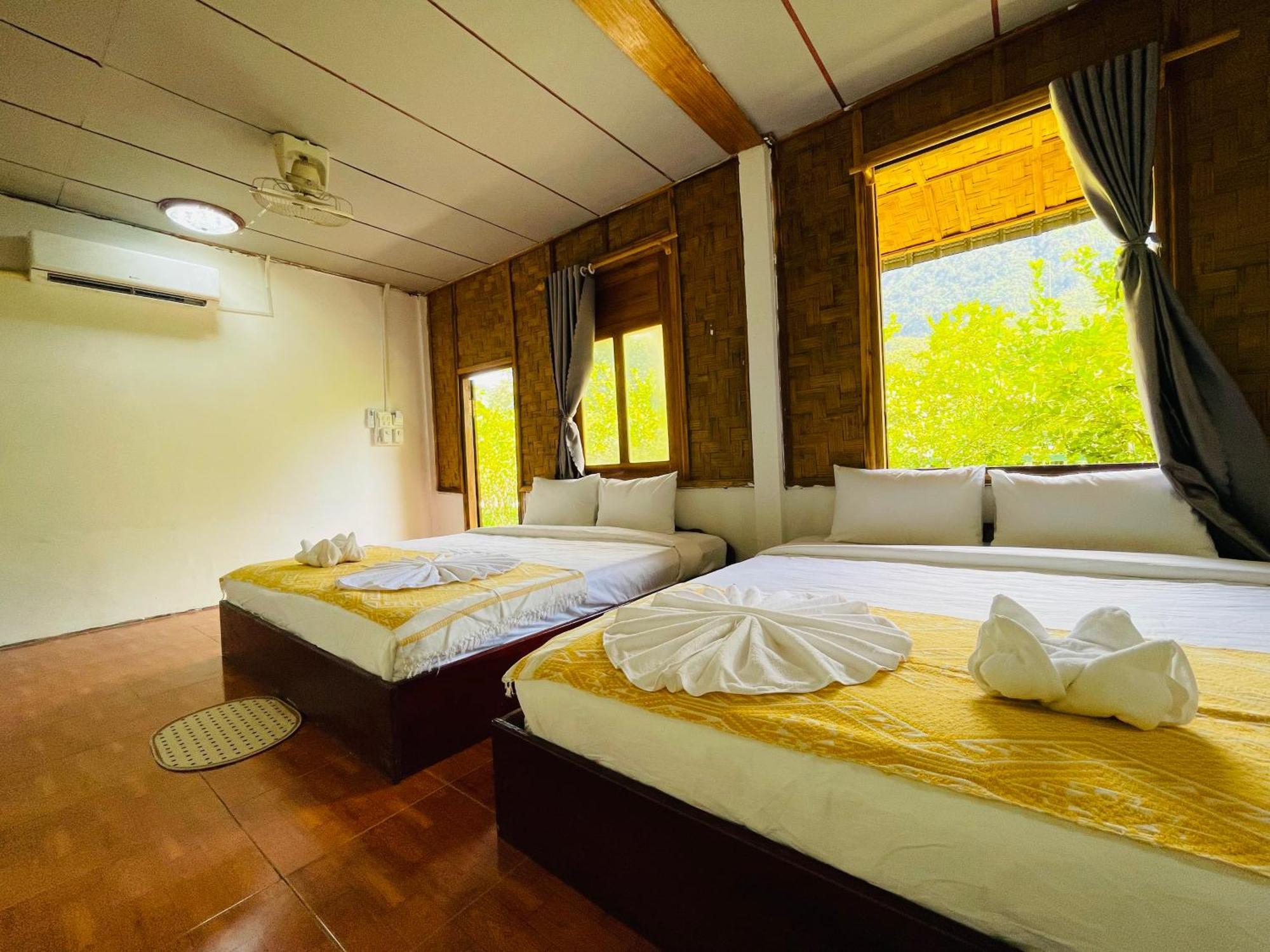 Nong Khiaw Ing Ing Mountain View Bed & Breakfast Bagian luar foto